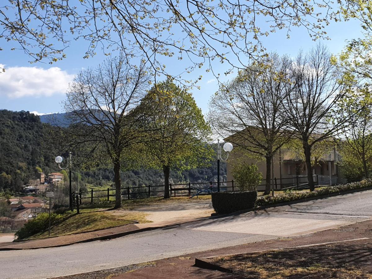 Gites Boulle Meyras Exteriör bild