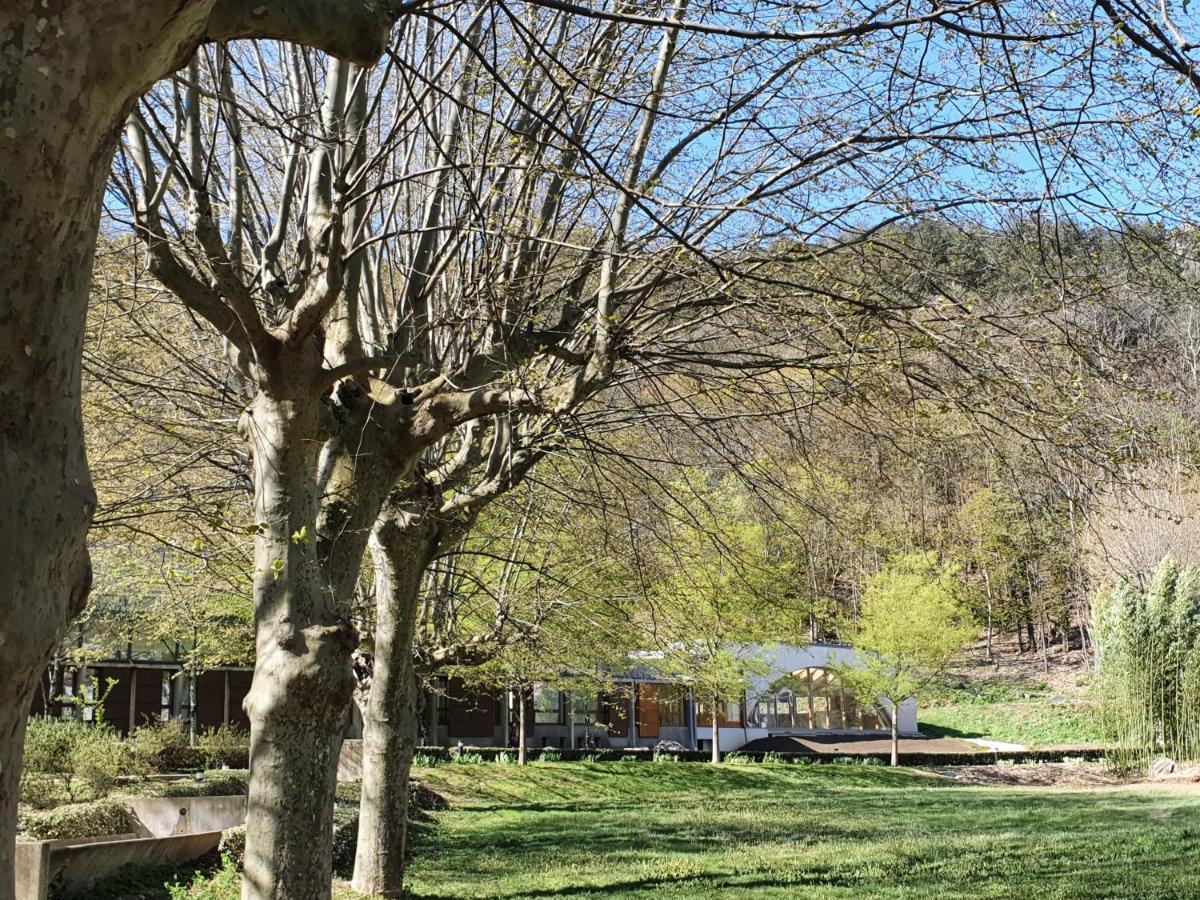 Gites Boulle Meyras Exteriör bild